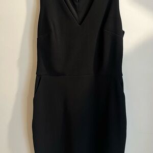 Elegant Black Sleeveless Dress